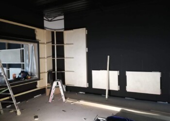 SRF Radiostudio Bern SRF Radiostudio Bern Es kann gesendet werden ...