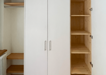 Öko-Garderobenschrank Öko-Garderobenschrank Schrank Fichte geseift, Eichentablare geölt