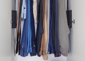 Schrank mit Kleiderlift Schrank mit Kleiderlift