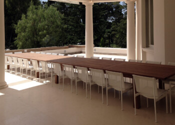 2 Tische Teak FSC massiv nach Südfrankreich 2 Tische Teak FSC massiv nach Südfrankreich